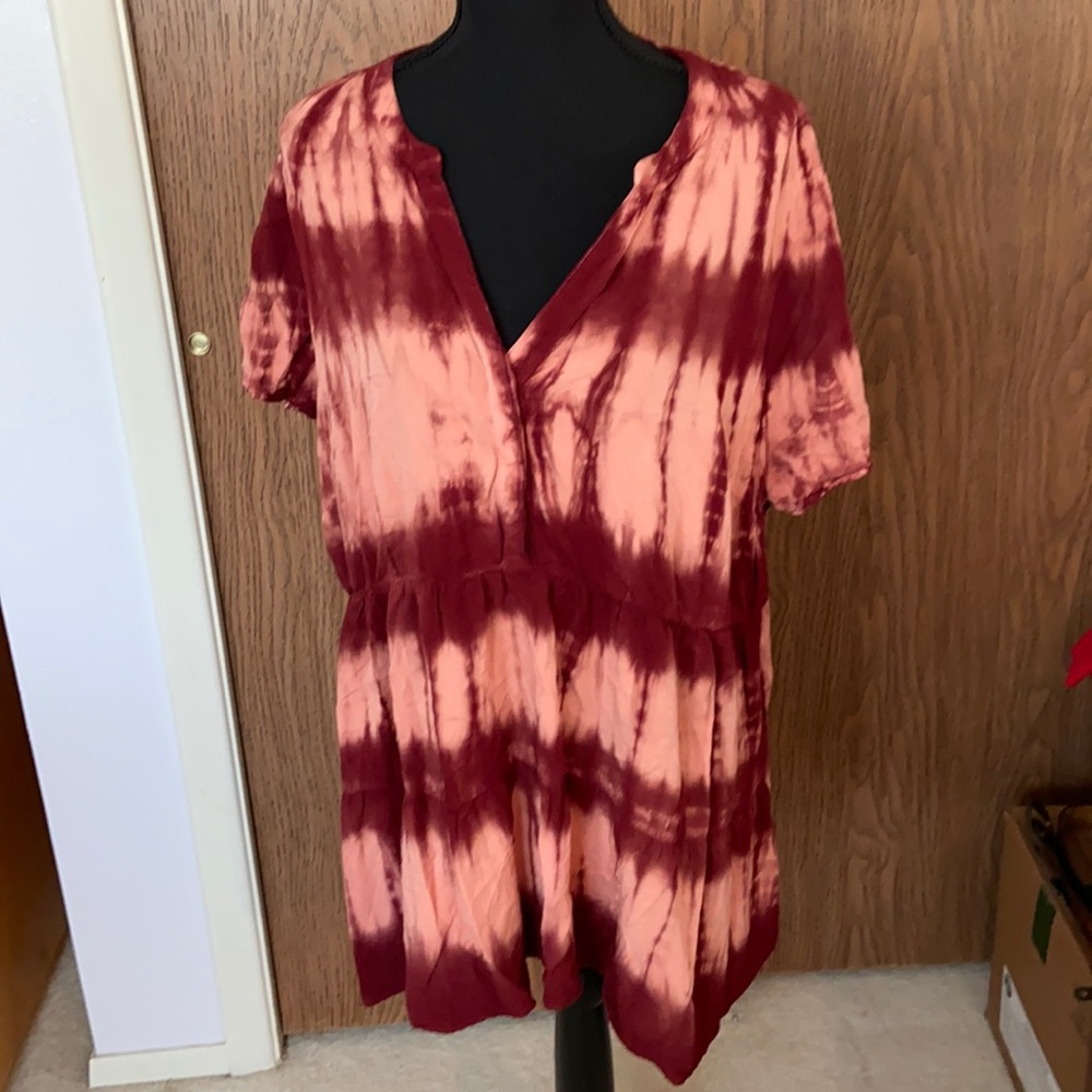 Fun torrid tye dye top - Picture 1 of 3